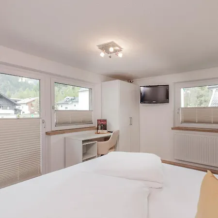 Haus Sonnenheim Appartamento Längenfeld